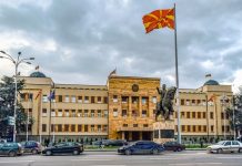 Σκόπια: H Βουλή υπέρ πρότασης