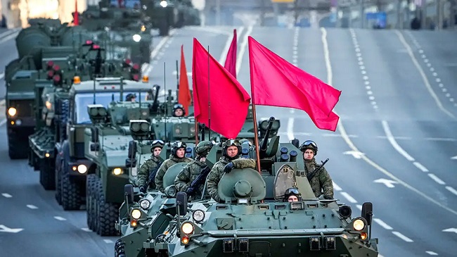 Η Ρωσία-Διπλασιάζει δυνάμεις της στην Ουκρανία