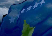 οδηγεί το Κόσοβο στη σύγκρουση