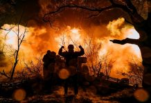 Τελευταίες στιγμές στο Μπάκχμουτ-Δραματικό μήνυμα του Β.Ζελένσκι:«Τώρα απόμειναν μόνο λίγοι άμαχοι»