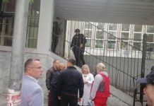 Μαθητής άνοιξε πυρ σε σχολείο στο Βελιγράδι-Νεκρός ένας φρουρός