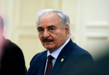 Ο στρατάρχης Χ. Χαφτάρ έφτασε στη Ρωσία για συνομιλίες