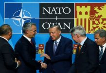 DW: «Δώρο Χριστουγέννων της Τουρκίας η έγκριση ένταξης της Σουηδίας στο ΝΑΤΟ»