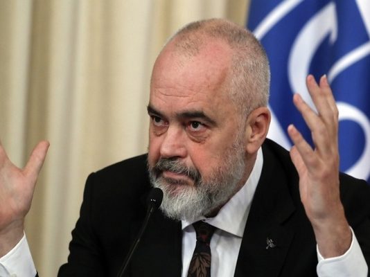 Rama: Χωρίς τους Αλβανούς δεν υπάρχει ελληνική οικονομία–Είχαμε «κατεβασμένα παντελόνια»