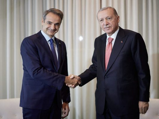 Συνάντηση Μητσοτάκη – Ερντογάν-«Καλό κλίμα» λέει το Μαξίμου-Κι’ο Ερντογάν ζητάει αναγνώριση του ψευδοκράτους
