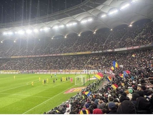 Ποδόσφαιρό :Ρουμανία-Κόσοβο: Συνθήματα υπέρ της Σερβίας και σύρραξη των παικτών!