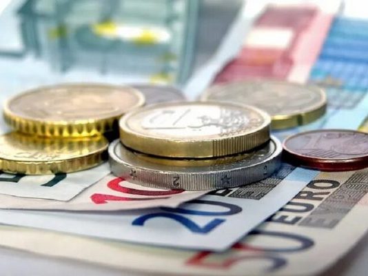 Παραβιάζει την Οδηγία 2022/2041 ΕΕ το νομοσχέδιο για τον κατώτατο μισθό!