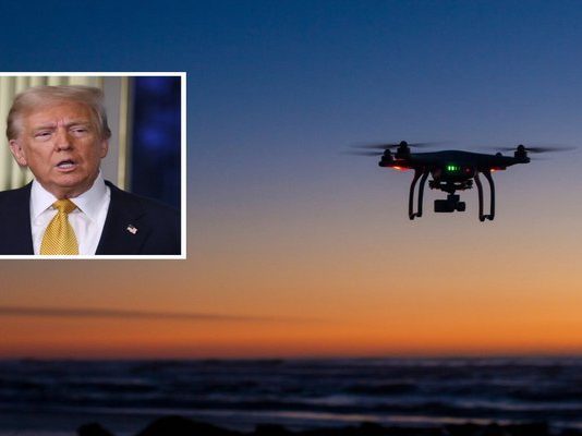 Ν.Τραμπ για τα άγνωστα εναέρια αντικείμενα που εμφανίζονται στις ΗΠΑ: «Καταρρίψτε τα»