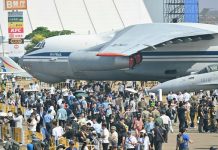 Ρωσικό μεταγωγικό αεροσκάφος προσγειώνεται στο Καράκας, εν μέσω εντάσεων μεταξύ ΗΠΑ και Βενεζουέλας