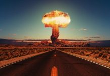 Επικίνδυνα «παιχνίδια» νέου Ψυχρού Πολέμου – Ο Τραμπ, μια… μπερδεμένη ανάρτηση και τα πυρηνικά όπλα