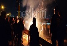 Μπλόκα στον ΒΟΑΚ από τους αγρότες: «Δε φεύγουμε αν δεν πάρουμε απαντήσεις»-Θα ανοίξει ο δρόμος μετά τα μεσάνυχτα