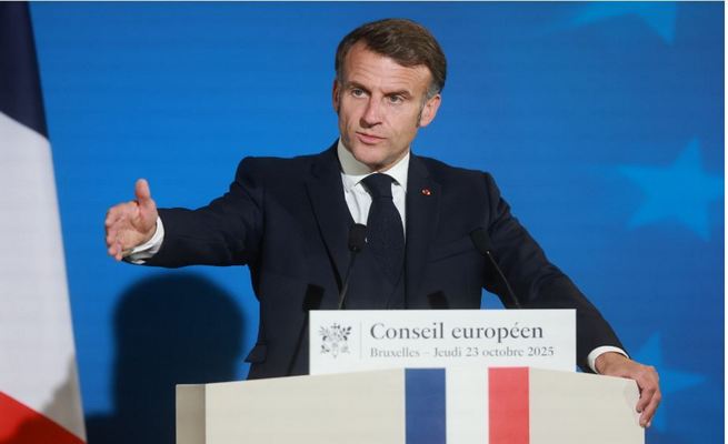 0-0macron