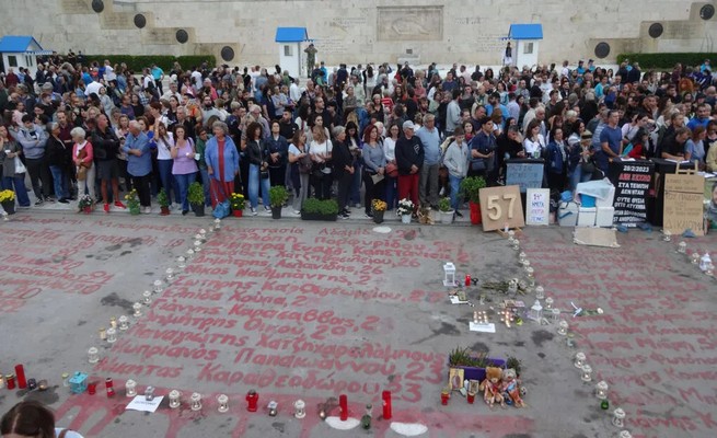 57 ονόματα, ανεξίτηλα χαραγμένα, δεν σβήνουν 57 ονόματα, ανεξίτηλα χαραγμένα, δεν σβήνουν