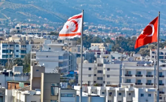 Σάλος στην Άγκυρα με βίντεο φωτιά Τουρκοκύπριου μετά την εκλογή Erhurman στα Κατεχόμενα: “Μακάρι να ήμασταν Έλληνες” Σάλος στην Άγκυρα με βίντεο φωτιά Τουρκοκύπριου μετά την εκλογή Erhurman στα Κατεχόμενα: “Μακάρι να ήμασταν Έλληνες”