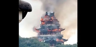 Φλεγόμενο μνημείο 1500 ετών: Καταστροφική πυρκαγιά σε αρχαίο ναό στην Κίνα