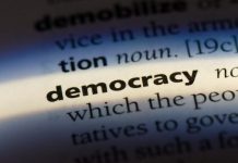 Δημοσκόπηση για τη Δημοκρατία: Δυσαρεστημένοι οι πολίτες στη Δύση από τη λειτουργία του συστήματος