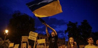 Πανικός στο καθεστώς Zelensky – Ακτιβίστρια καλεί σε συγκέντρωση στο Maidan για τη διαφθορά και το σφαγείο του Pokrovsk