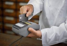 Ακρίβεια και φάρμακα «ροκανίζουν» τις συντάξεις-Εξαφανίζεται η ονομαστική αύξηση 2,4% που έρχεται τον Ιανουάριο για τους συνταξιούχους.