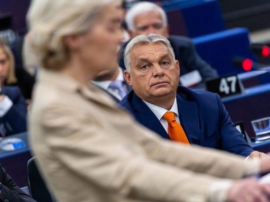 Όρμπαν: «Σαν να δίνεις βότκα σε αλκοολικό» – Κι άλλη οικονομική στήριξη της Ουκρανίας ζητά η ακατονόμαστη