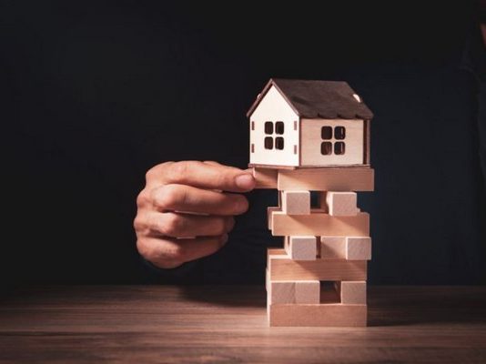 Eurostat: Ζώντας στο όριο της φτώχειας στην Ευρώπη – Οι μεγάλες ανισότητες και η ελληνική πραγματικότητα