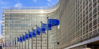 Η ΕΕ βάζει σε δεύτερη μοίρα τη ”Χούντα του ΚΙέβου” στο όνομα της ένταξης της Ουκρανίας