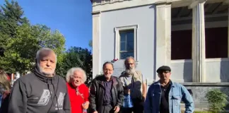 Αντιπροσωπεία του Δημοκρατικού Κινήματος Εθνικής Απελευθέρωσης(ΔΗ.Κ.Ε.Α.) με επικεφαλής τον Παν.Λαφαζάνη κατέθεσε γαρύφαλλα στο Πολυτεχνείο