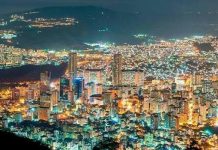 Στην Βενεζουέλα η ζωή συνεχίζεται-Χωρίς φόβο για πιθανή αμερικανική εισβολή , αλλά με εγρήγορση και προετοιμασία-Ρεπορτάζ από το Καράκας της Βενεζουέλας!