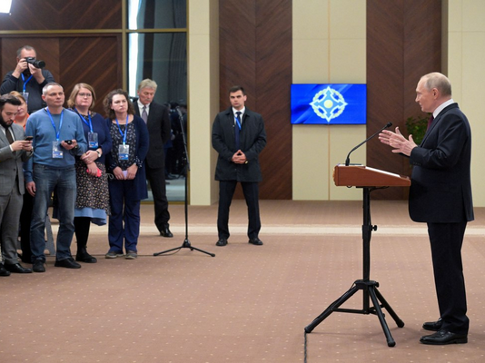 Πούτιν: Δεν θα υπογράψω έγγραφα με την «παράνομη» ουκρανική ηγεσία – «Μην αγγίξετε τα περιουσιακά στοιχεία»