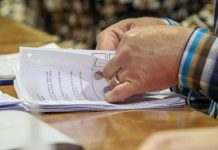 Η Κοινοβουλευτική Δημοκρατία του χρήματος και των μίντια πεθαίνει-Ιρλανδικές εκλογές: Απείχαν 54,2% και 13% των ψηφισάντων έσκισαν τα ψηφοδέλτια