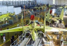 Τι σηματοδοτεί ο εφοδιασμός του Ιράν με πολεμικά αεροσκάφη από τη Ρωσία