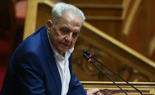 Φλαμπουράρης