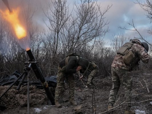 Οι 3 λόγοι που οι Ρώσοι διαλύουν τους Ουκρανούς στο μέτωπο