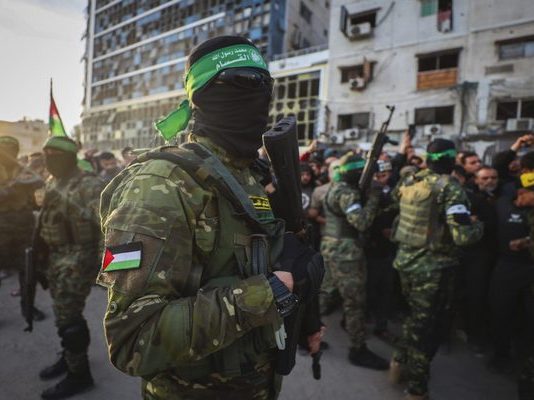 Η Χαμάς δηλώνει πως θα δεσμευτεί για δεκαετή εκεχειρία εάν το Ισραήλ αποσυρθεί πλήρως από τη Γάζα