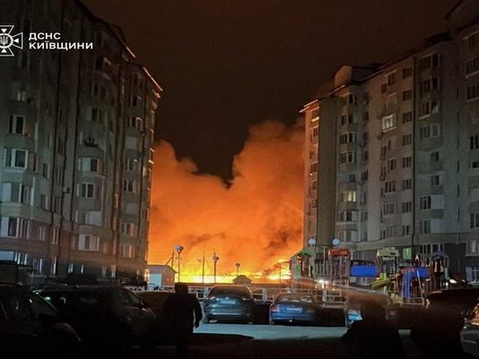 «Σφυροκοπήθηκε» ανηλεώς το Κίεβο από τους Ρώσους(βίντεο)