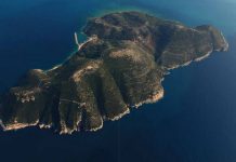 Nήσος Σάσων: Πώς παραδόθηκε η κυριαρχία του ελληνικού νησιού στην Αλβανία