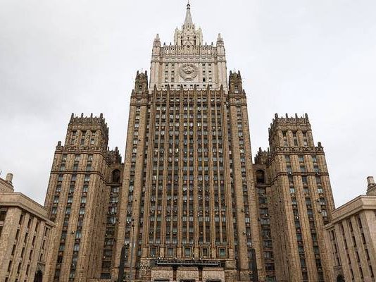 Ρωσικό Υπουργείο Εξωτερικών-Η Ελλάδα εντάχθηκε στην πρωτοβουλία της ΕΕ για την αγορά αμερικανικών όπλων για την Ουκρανία