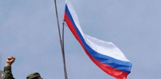 Οι Ρώσοι ύψωσαν την ρωσική σημαία στο κέντρο του Σεβέρσκ-Μία πόλη που παλαιότερα αποτελούσε μεγάλο «αγκάθι» για τους Ρώσους(βίντεο)