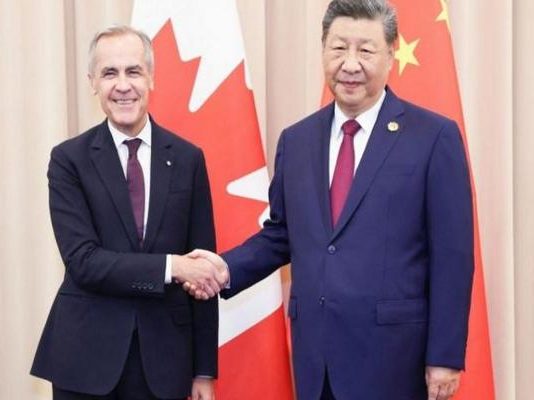 Ο Καναδάς στη δίνη του κυκλώνα: Ο Trump επoφθαλμία την Alberta, o Carney και η Κίνα επιχειρούν το γεωπολιτικό κόλπο του αιώνα