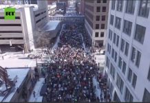 Διαστάσεις εξέγερσης και σύγκρουσης με δυνάμεις κατοχής, έχει πάρει η κατάσταση στη Μινεσσότα των ΗΠΑ!