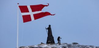 Γροιλανδία: Ανησυχία και προειδοποιήσεις, καθώς σύμμαχοι του Τραμπ δείχνουν προς το δανικό έδαφος