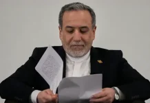 Αραγτσί (ΥπΕξ Ιράν) προς Ζελένσκι: Ο κόσμος έχει βαρεθεί τους μπερδεμένους κλόουν!