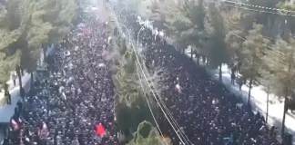 ΕΚΤΑΚΤΟ: Σε εξέλιξη τεράστιες συγκεντρώσεις ΣΤΗΡΙΞΗΣ της Ισλαμικής Δημοκρατίας σε όλες τις πόλεις του Ιράν