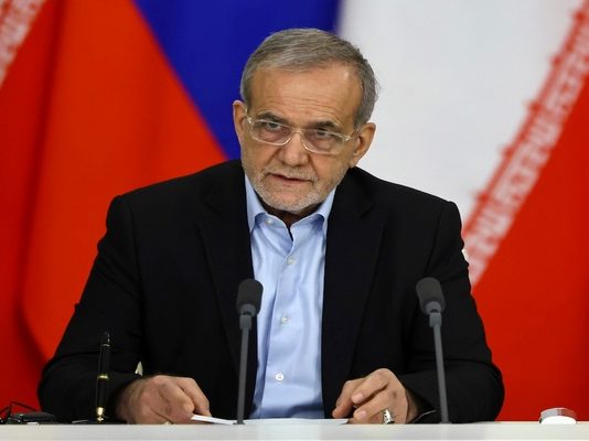 Μ.Πεζεσκιάν: «Το Ιράν δεν θα αναπτύξει πυρηνικά όπλα»-Ο Αλί Χαμενεΐ απαγόρευσε την ανάπτυξή τους εκδίδοντας φάτουα (θρησκευτικό διάταγμα) στις αρχές του 2000