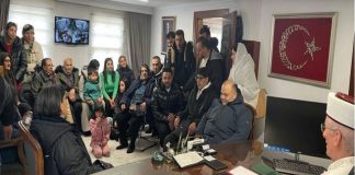 Ξάνθη: Πως ο υποταγμένος ψευδομουφτής προσπαθεί να «εθνικοποιήσει» την πίστη Τι κρύβεται πίσω από τα σύμβολα στους χώρους του