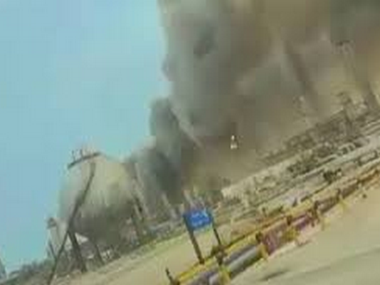 Ιρανικό κτύπημα στο διυλιστήριο της ARAMCO στην Σ.Αραβία!(βίντεο)
