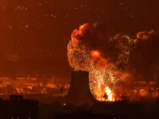 «Τα μάτια σας είναι τυφλά» – Πώς το Ιράν διαλύει τα συστήματα αεράμυνας του Ισραήλ