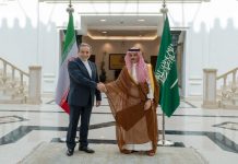 Η πρώτη τηλεφωνική επικοινωνία των ΥΠΕΞ Ιράν και Σαουδικής Αραβίας από την έναρξη του πολέμου Τι συζήτησαν Αμπάς Αραγτσί και πρίγκιπας Φαϊζάλ μπιν Φαρχάν