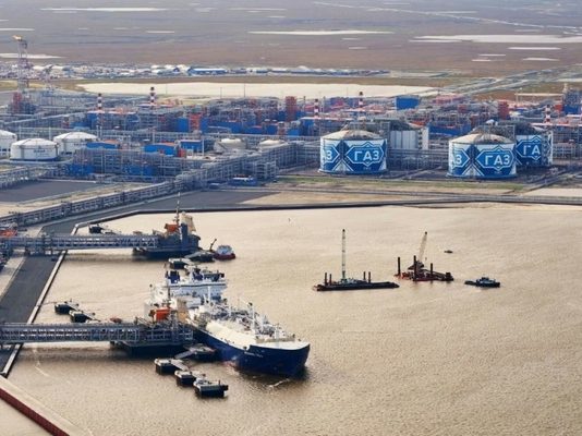 Διπλό κτύπημα Putin – Η Ρωσία διπλασίασε τα ενεργειακά έσοδα στα 9 δισ. δολ. τον Απρίλιο και σφίγγει την ενεργειακή μέγγενη στην Ευρώπη