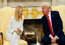 Μαλλιοτραβήγματα στη Δύση!-Τ.Μελόνι κατά Ν.Τραμπ για Ιράν: «Μόνο ένα έθνος έχει κάνει χρήση πυρηνικών όπλων και αυτό είναι οι ΗΠΑ»