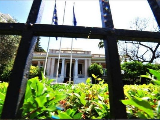 Σύννεφα πάνω από το συνέδριο της ΝΔ: Η κρίση θεσμών στιγματίζει την κυβέρνηση – Αμείωτη η εσωκομματική δυσαρέσκεια